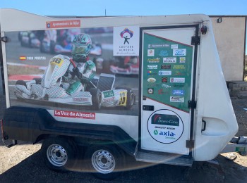 Remolque de fibra para kartcross y karting