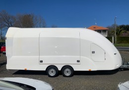 Se vende remolque cerrado