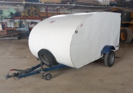 Remolque cerrado carcross