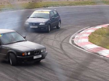 Se busca 106,saxo, o 206: 