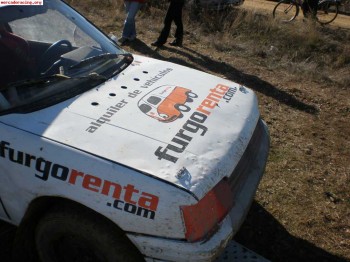 Coche pequeño para tierra