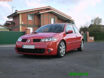 Compró renault megane grupo a o honda civic
