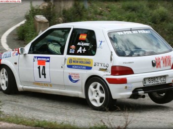 Busco coche de carreras!