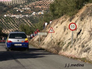Busco coche de rally economico para iniciarme...