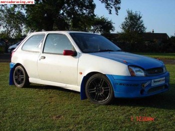 Se compra coche para subidas, slalom por no mas de 4000€ 