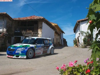 Busco carroceriaa para correr :)