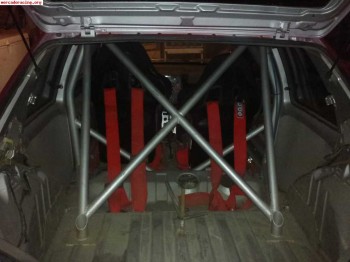 Se compra coche de correr tipo saxo,106,206 gr a