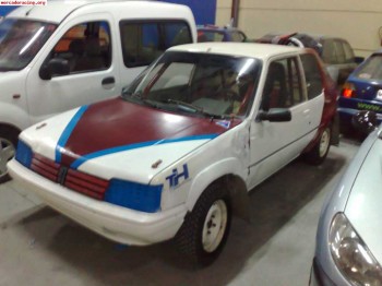 Compro coche para tierra o autocros!