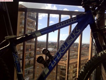 Compro coche de tierra. entrego ax sport y mtb