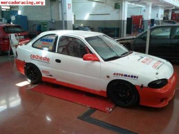 Compro hyundai accent de la copa.  máximo 1500€