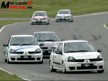 Clio 2 cup buscando
