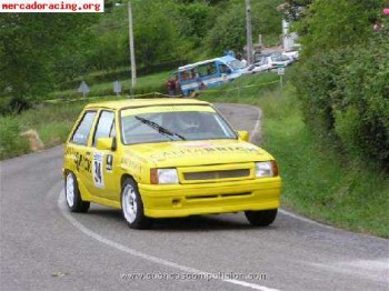 Busco coche de correr zona norte entrego coche como parte de