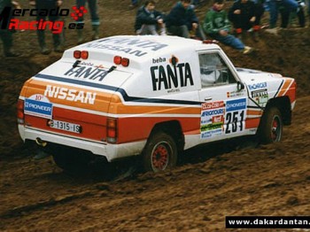 Nissan patrol oficial dakar