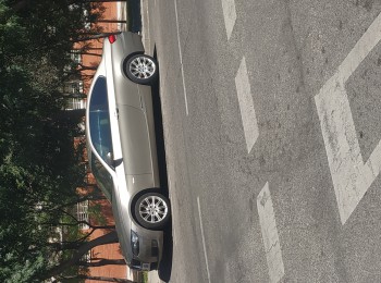 Compro coche de rallys de asfalto a ser posible.