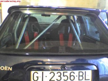 Canvio saxo de rallyes por coche de calle