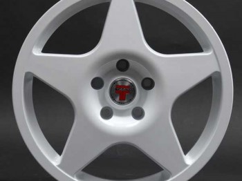 Busco llantas tipo compomotive,speedline 2110 o tecnimagnesi