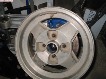 Busco al menos dos llantas como la foto en 6 