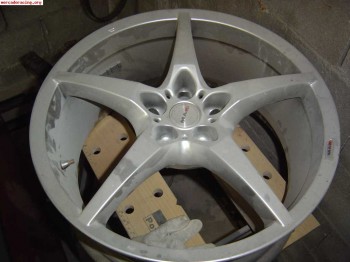 Cambio 4 llantas de 18  por 2 backets