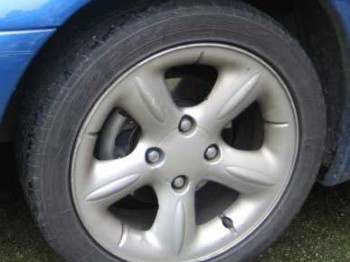 Cambio llantas de sxara exclusive de 5 palos con gomas 195-4