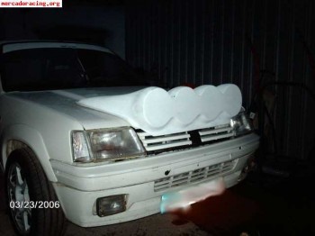 Compro parrilla para 205 urge.