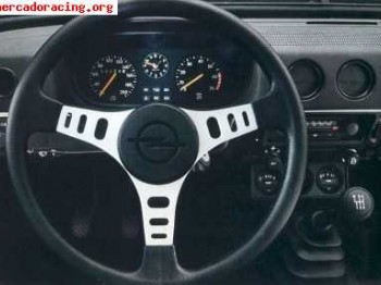 Compro volante opel como el de la foto