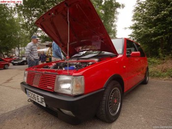 Fiat uno turbo fase 1,compro aletines,bajos de puertas y par