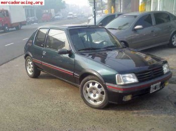 Compro llanta suelta en 15 para peugeot