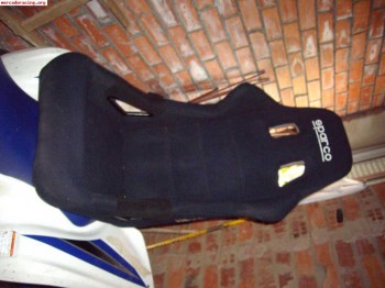 Compro sparco junior negro en muy buen estado, casi sin uso.