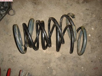 Compro amortiguadores y muelles en buen estado para saxo vts