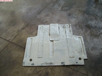 Busco cubre carter para 205 gti