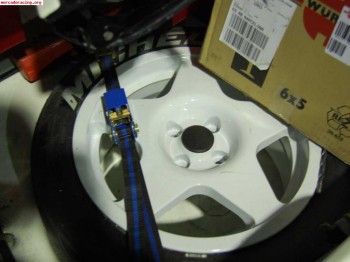 Busco llantas preferiblemente blancas   4x100 de et 35