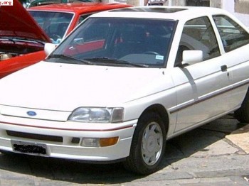 Compro paragolpes de escort xr3i