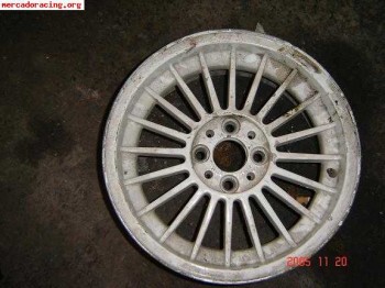 Busco una llanta como esta