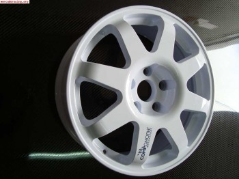 Busco llantas para opel corsa kit car.