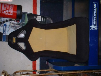 Compro baquets y arneses azules