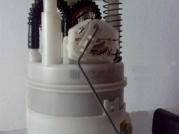 Busca bomba gasolina clio sport 