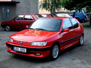 Defensa delantera peugeot 306