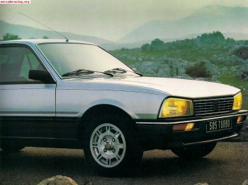 Compro juego de llantas aluminio para peugeot 505 o 504