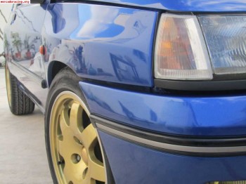 Busco tapas para llantas williams