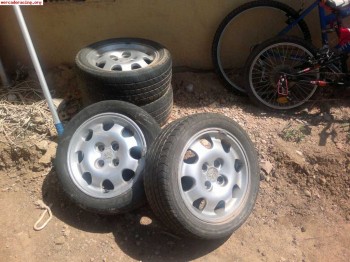 Compro llantas sueltas  rayadas o para pintar para peugeot