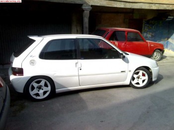 Compro compomotive 15 pulgadas peugeot citroen