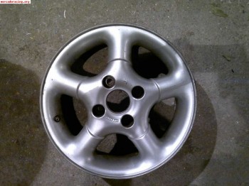 Compro llantas valida para peugeot rayadas 