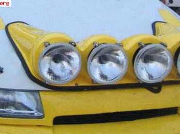 Busco parrilas de faros de largo alcance.