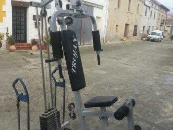 Compro cascos talla s o cambio por máquina de hacer pesas