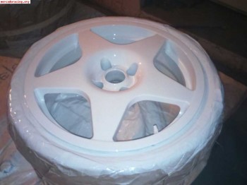 Busco 2 llantas tecnomagnesio champion o speedline corae en 