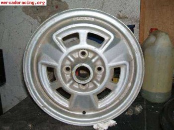 Compro  dos llantas como estas