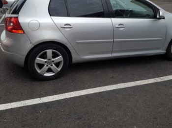 Compro carrocería de serie coche pequeño o compacto