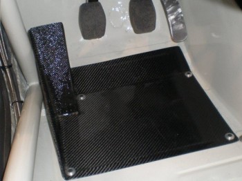 Compro reposapies de carbono para peugeot 106