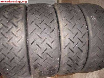 Compro slicks 17  de circuito - seminuevos