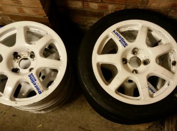 Compro una llanta raceline rl7 4x108 de 6x15  para psa (et)